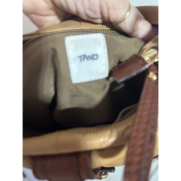 Tano‎ Crossbody Leather Bag - Picture 6 of 6